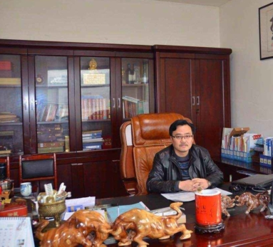 混凝土、倪文勇