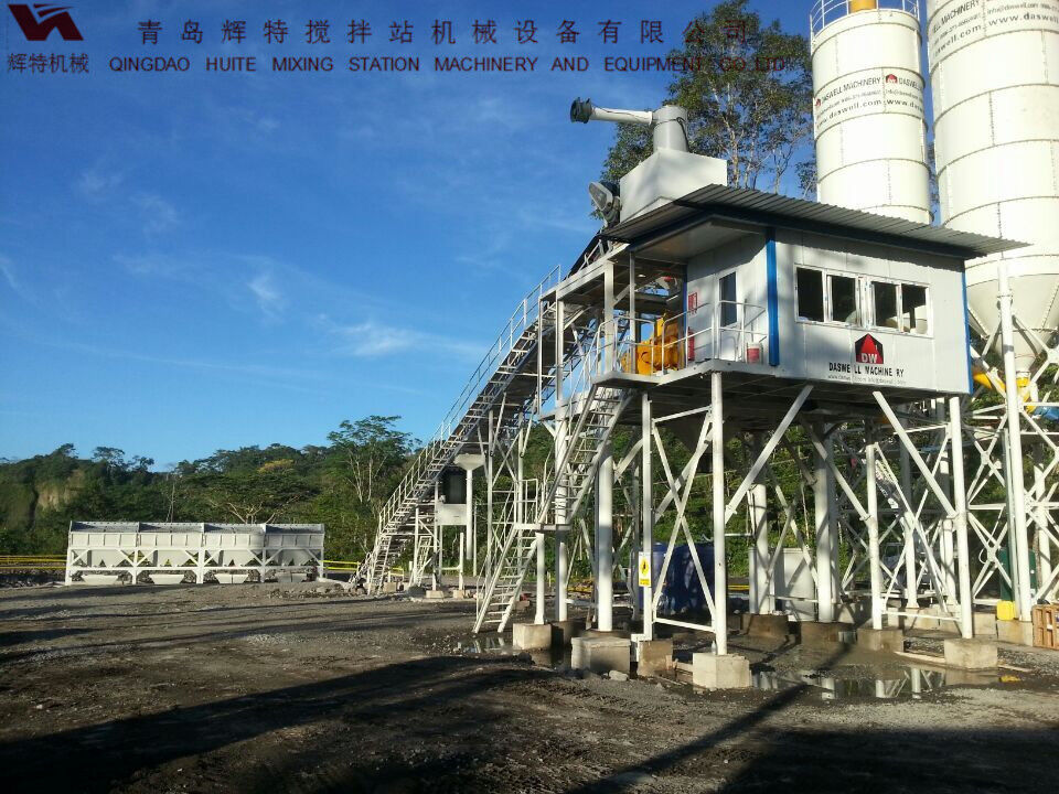 輝特混凝土攪拌站HZS90攪拌臂布置合理，攪拌性能強