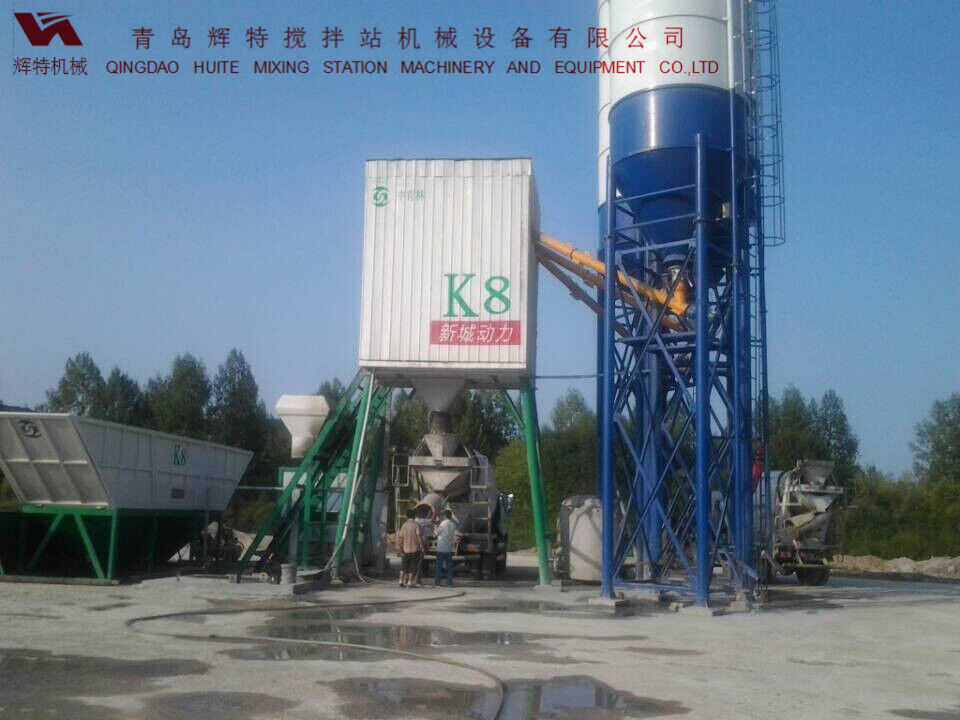 輝特混凝土攪拌站HZS50攪拌性能強，攪拌均勻、迅速，生產(chǎn)效率高