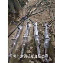 大型機械破碎開采礦山設(shè)備液壓劈裂機